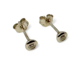CEM Solitär Ohrstecker 585/- Weißgold Mit Brillant BCOS6006